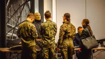 II Policyjne Targi Pracy i Edukacji — zdjęcie 42
